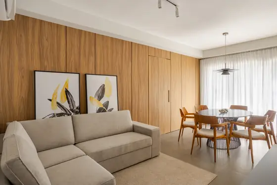 Living do apartamento decorado na torre (2 suítes)