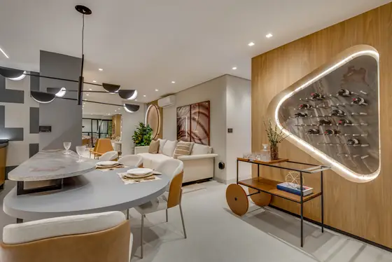 Decorado de 119 m²: jantar e adega